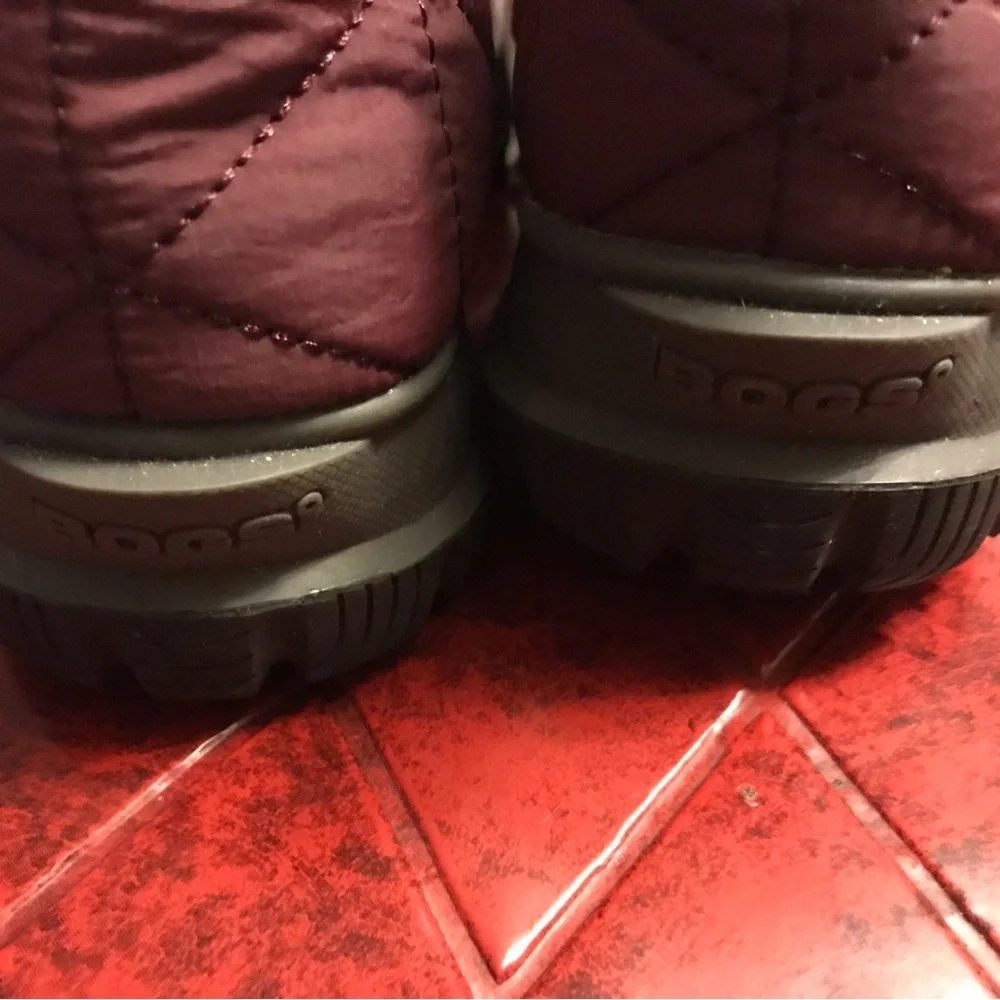 BOGS Women's Snowday Low Waterproof Insulated Winter Snow Boot